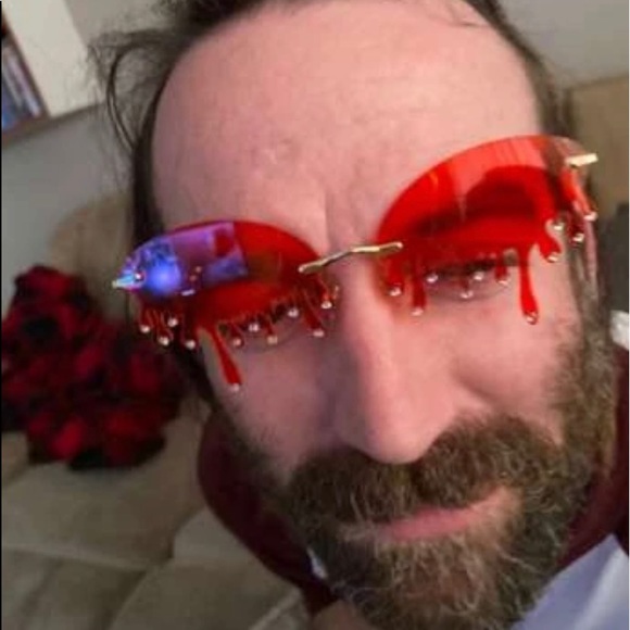 Meet your Posher, Joshua - Picture 1 of 1